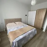 Bonbon 1 - Quiet 1 Bedroom Tirana