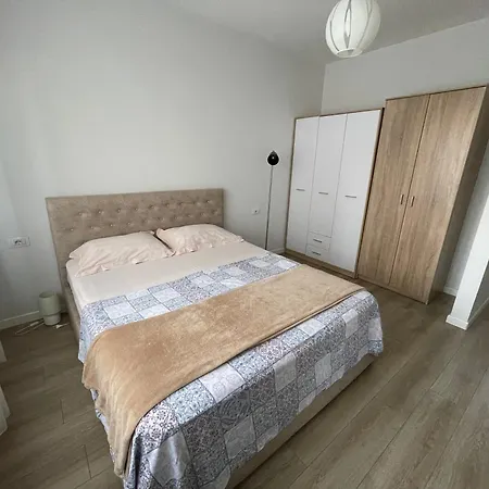 Enjoy Travel Cozy One Bedroom Apartment *