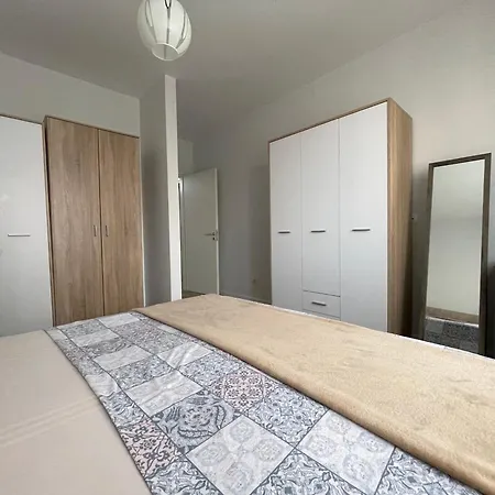 Enjoy Travel Cozy One Bedroom * Tirana