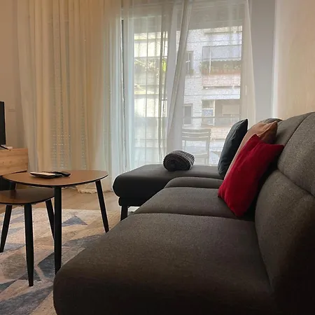 Enjoy Travel Cozy One Bedroom * Tirana