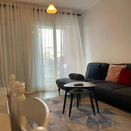 Enjoy Travel Cozy One Bedroom Tirana
