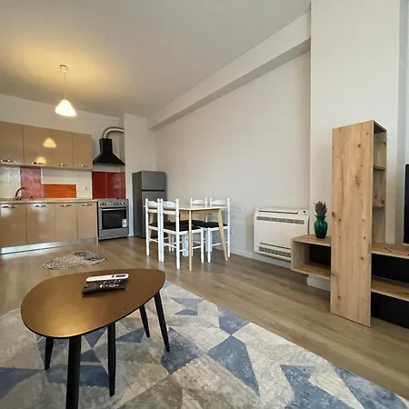 Enjoy Travel Cozy One Bedroom Tirana