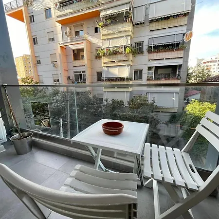 Enjoy Travel Cozy One Bedroom Apartment *